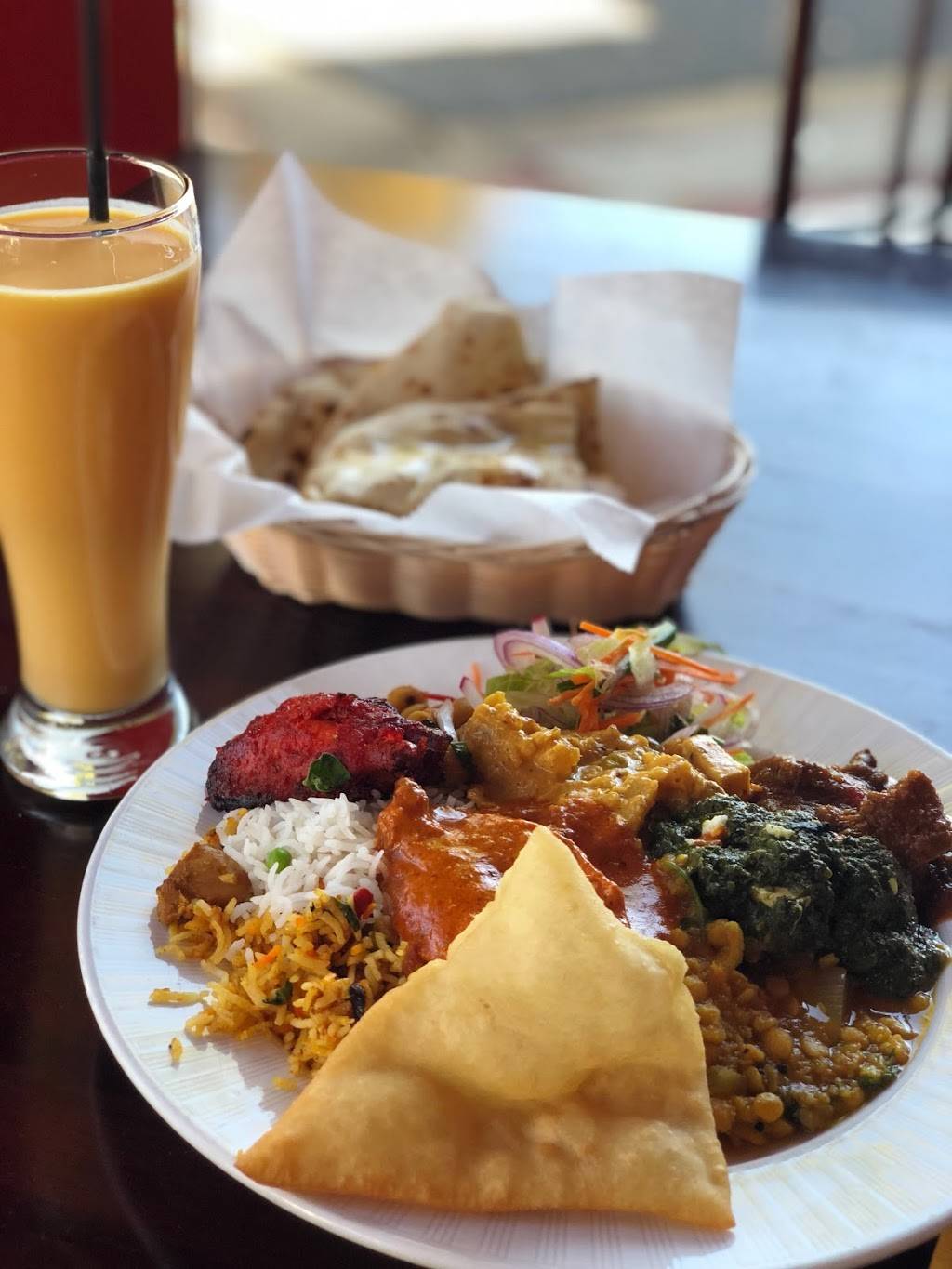 London Curry House | night club | 4906 Brenman Park Dr, Alexandria, VA 22304, USA | 7034193160 OR +1 703-419-3160