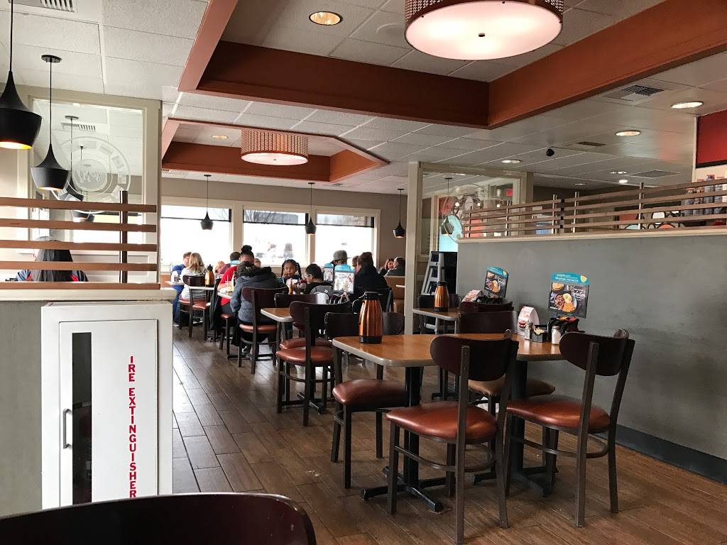 IHOP | restaurant | 3711 Ellison Rd NW, Albuquerque, NM 87114, USA | 5057921828 OR +1 505-792-1828