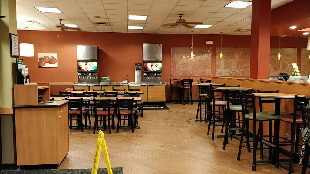 Subway | restaurant | 1400 W State St Q, West Lafayette, IN 47906, USA | 7657437827 OR +1 765-743-7827