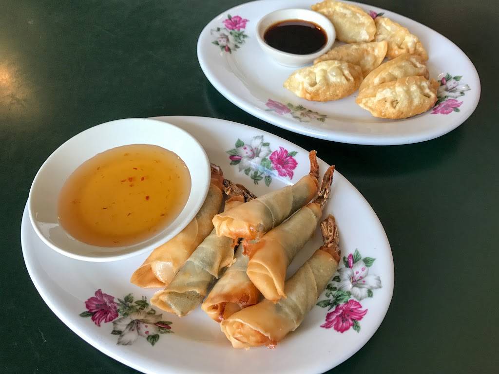 Thai Cafe | restaurant | 4950 Main St, Downers Grove, IL 60515, USA | 6305151471 OR +1 630-515-1471