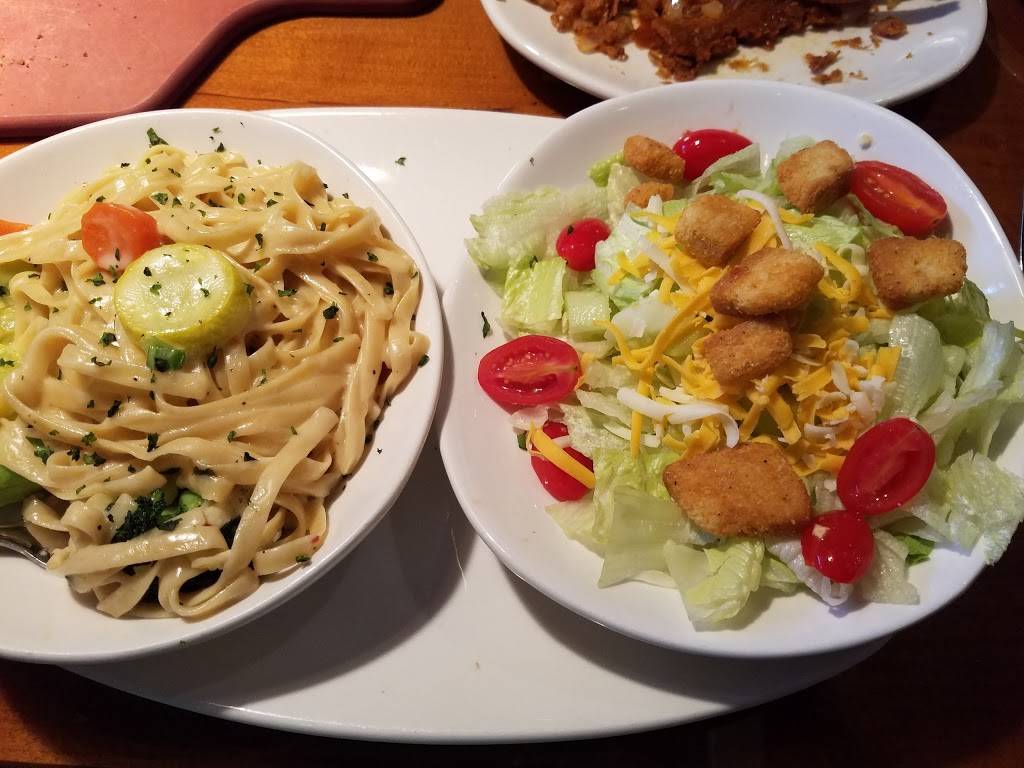 Outback Steakhouse | restaurant | 895 W Osceola Pkwy # 300, Kissimmee, FL 34741, USA | 4079310033 OR +1 407-931-0033