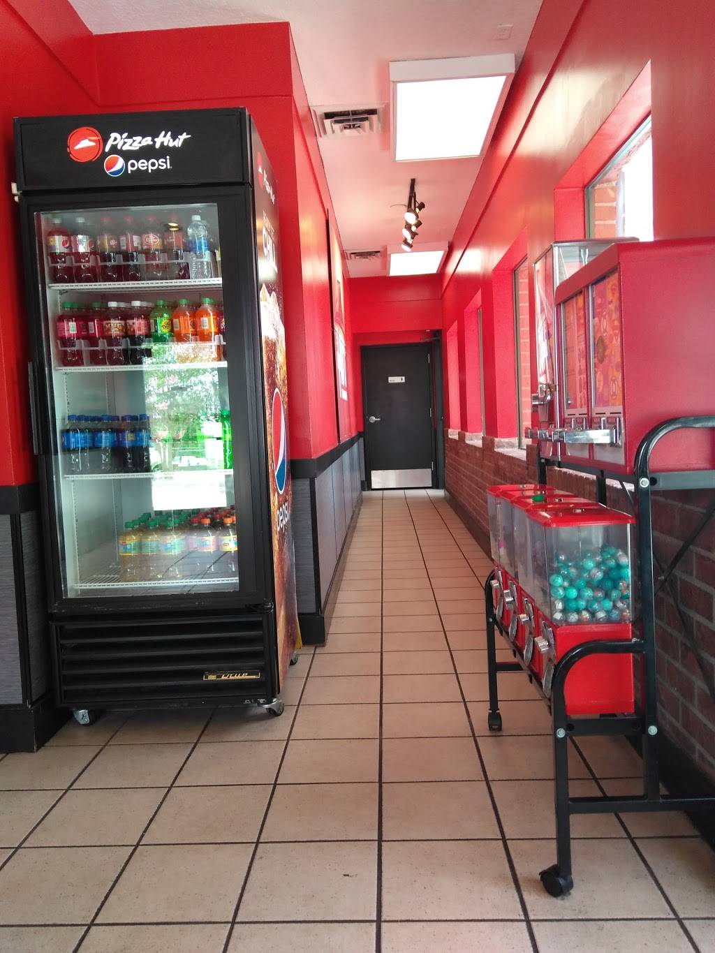 Pizza Hut | restaurant | 1894 Providence Blvd, Deltona, FL 32725, USA | 3867899191 OR +1 386-789-9191