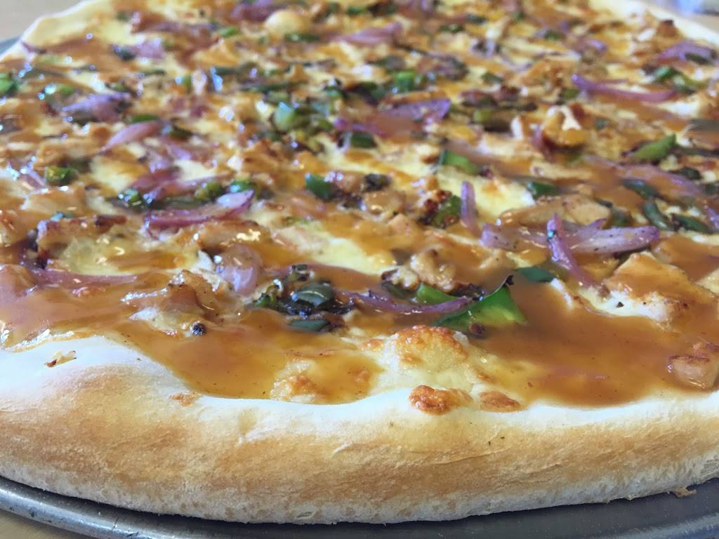 Rinos Pizza | restaurant | 246 Main St #6, New Paltz, NY 12561, USA | 8452558600 OR +1 845-255-8600