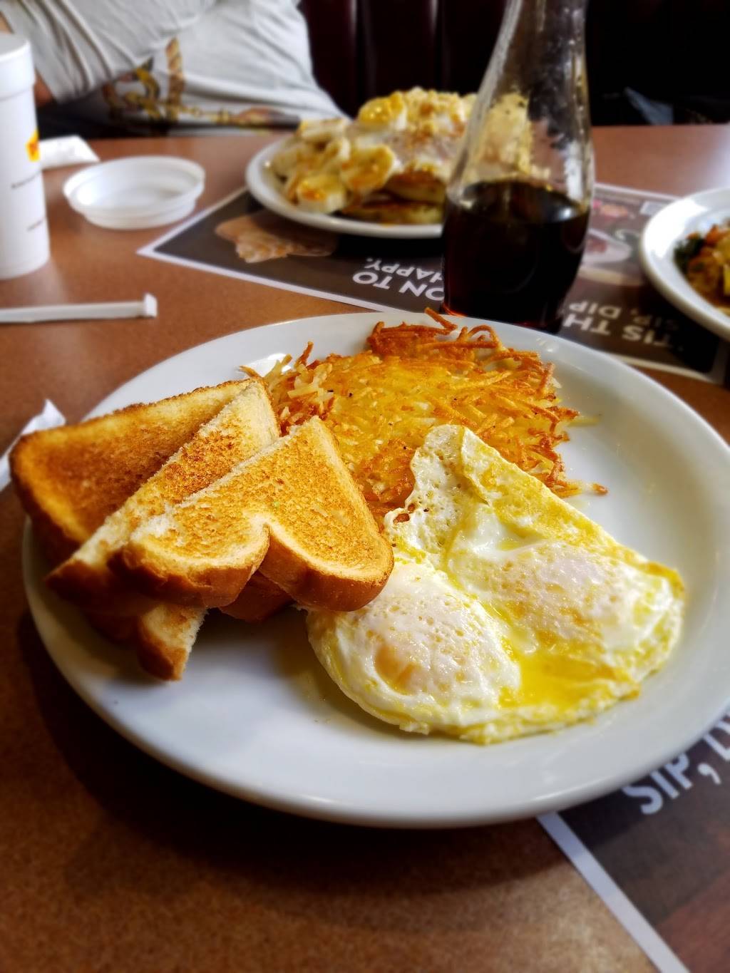 Dennys | restaurant | 200 S, CA-49, Jackson, CA 95642, USA | 2092571555 OR +1 209-257-1555