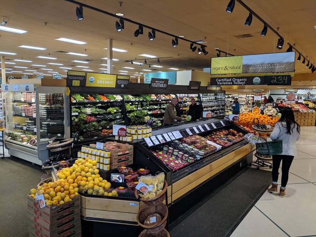 Lunds & Byerlys 50th Street Edina | meal takeaway | 3945 W 50th St, Edina, MN 55424, USA | 9529266833 OR +1 952-926-6833