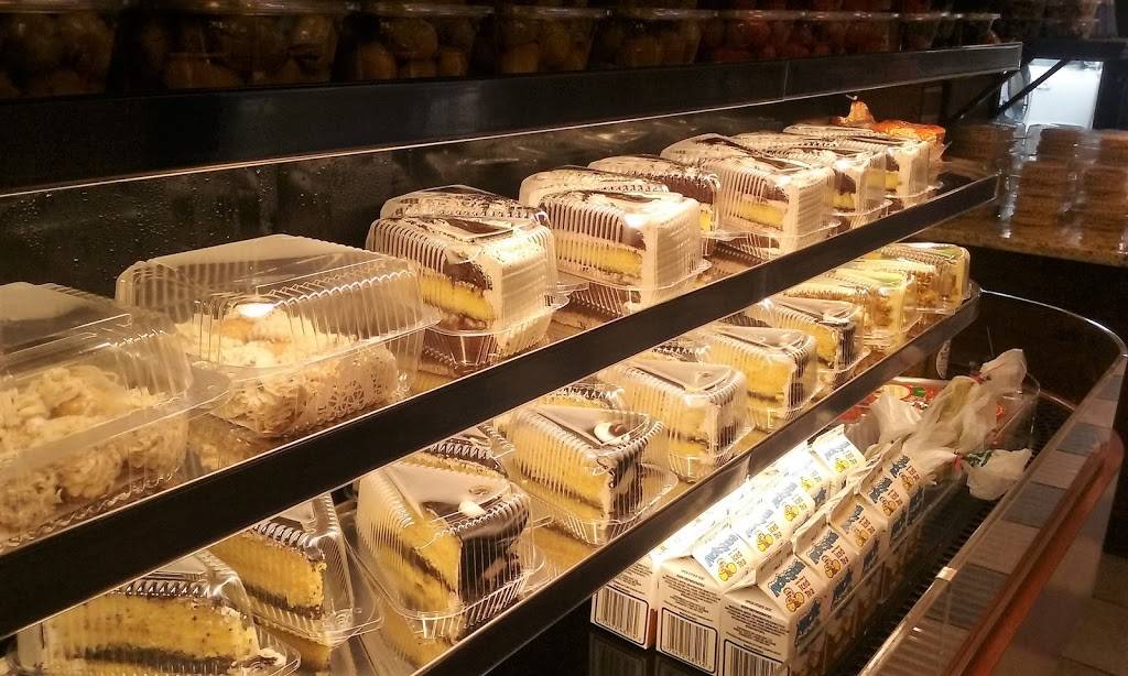 De Nofas Homemade Sausage | restaurant | 6946 Torresdale Ave, Philadelphia, PA 19135, USA | 2153335646 OR +1 215-333-5646