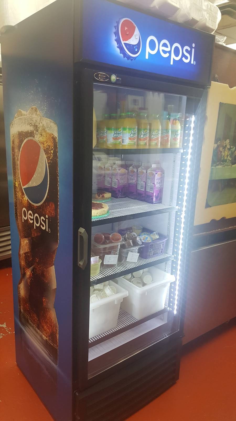 Universal Coney Island | restaurant | 15951 Grand River Ave, Detroit, MI 48227, USA | 3132726820 OR +1 313-272-6820