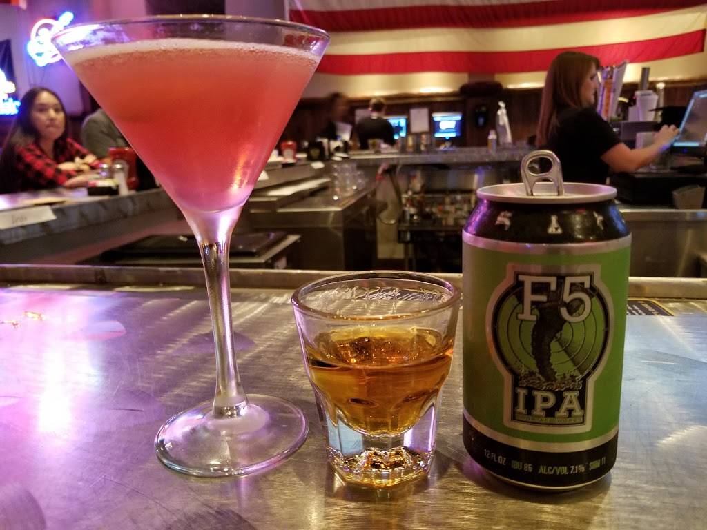 Toby Keiths I Love This Bar And Grill | restaurant | WinStar World Casino & Resort, 777 Casino Ave, Thackerville, OK 73459, USA | 5802769966 OR +1 580-276-9966