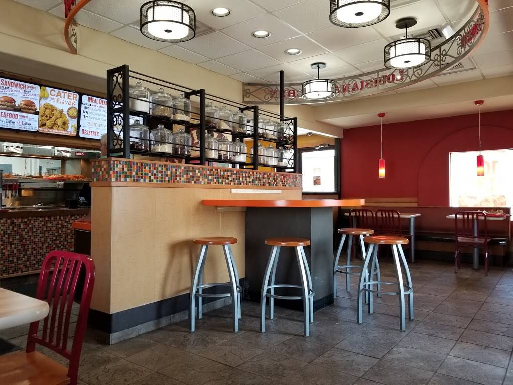 Popeyes Louisiana Kitchen | restaurant | 3440 W Broadway, Council Bluffs, IA 51501, USA | 7123880738 OR +1 712-388-0738