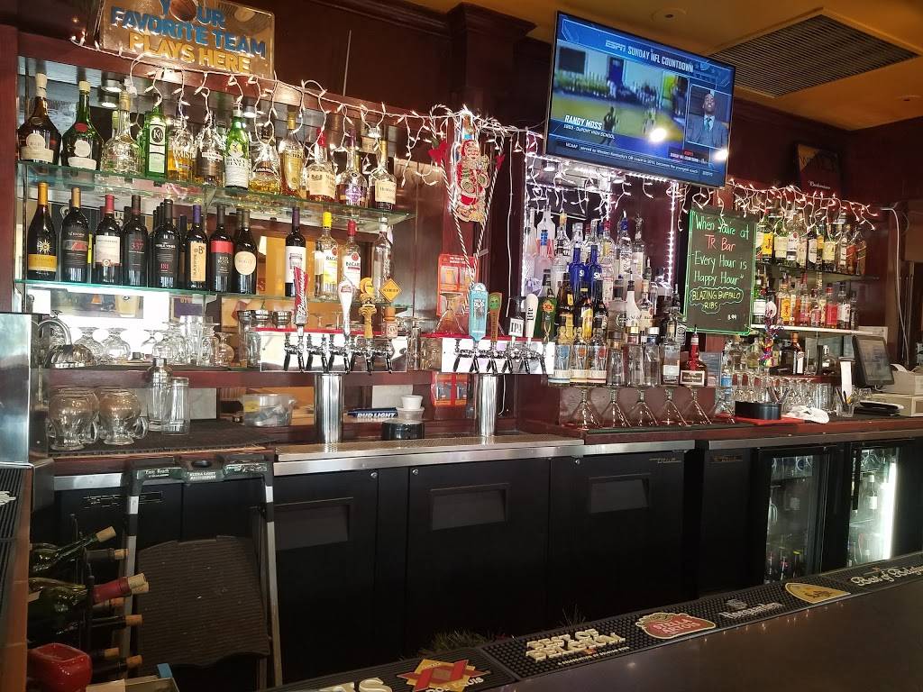 Tony Romas | restaurant | 20720 S Avalon Blvd, Carson, CA 90746, USA | 3103295723 OR +1 310-329-5723