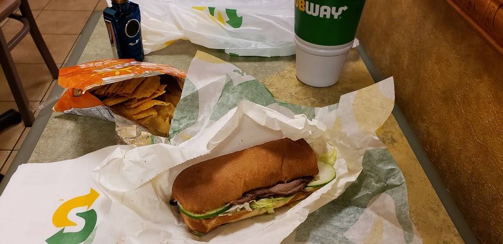 Subway Restaurants | restaurant | 69 E Shore Rd, Manhasset, NY 11030, USA | 5163656164 OR +1 516-365-6164
