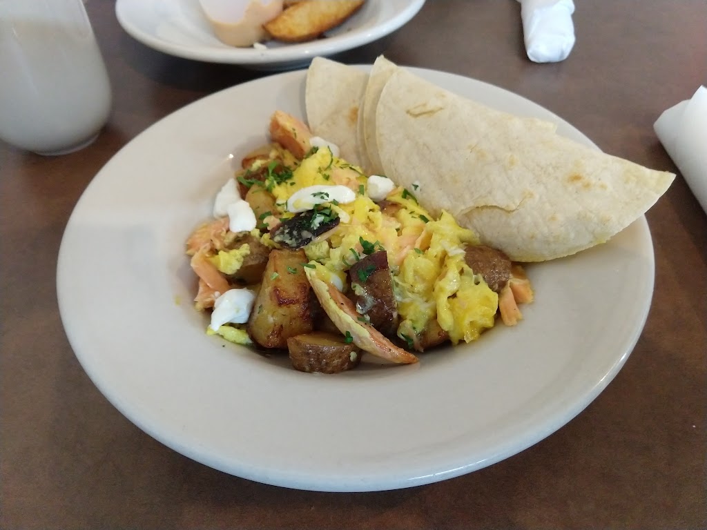 Here. | restaurant | 5646 NY-414, Hector, NY 14841, USA | 6075462872 OR +1 607-546-2872