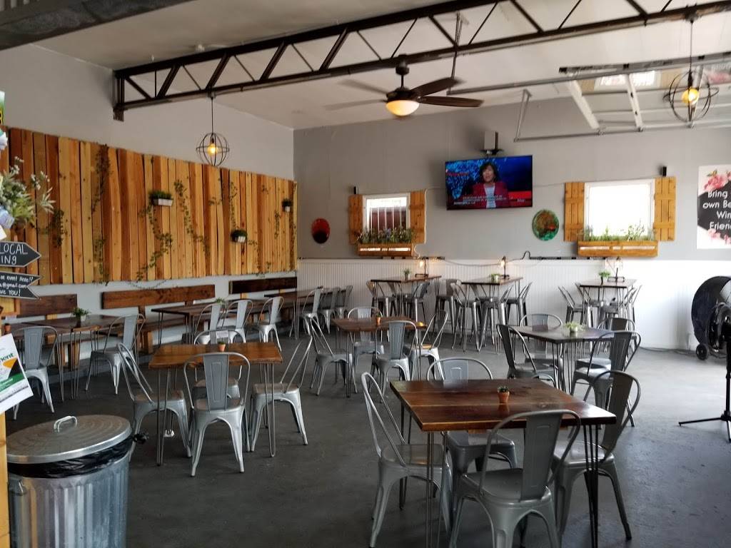 Phillys Phamous Cheesesteaks | restaurant | 2301 San Pedro Ave, San Antonio, TX 78212, USA | 2106218908 OR +1 210-621-8908