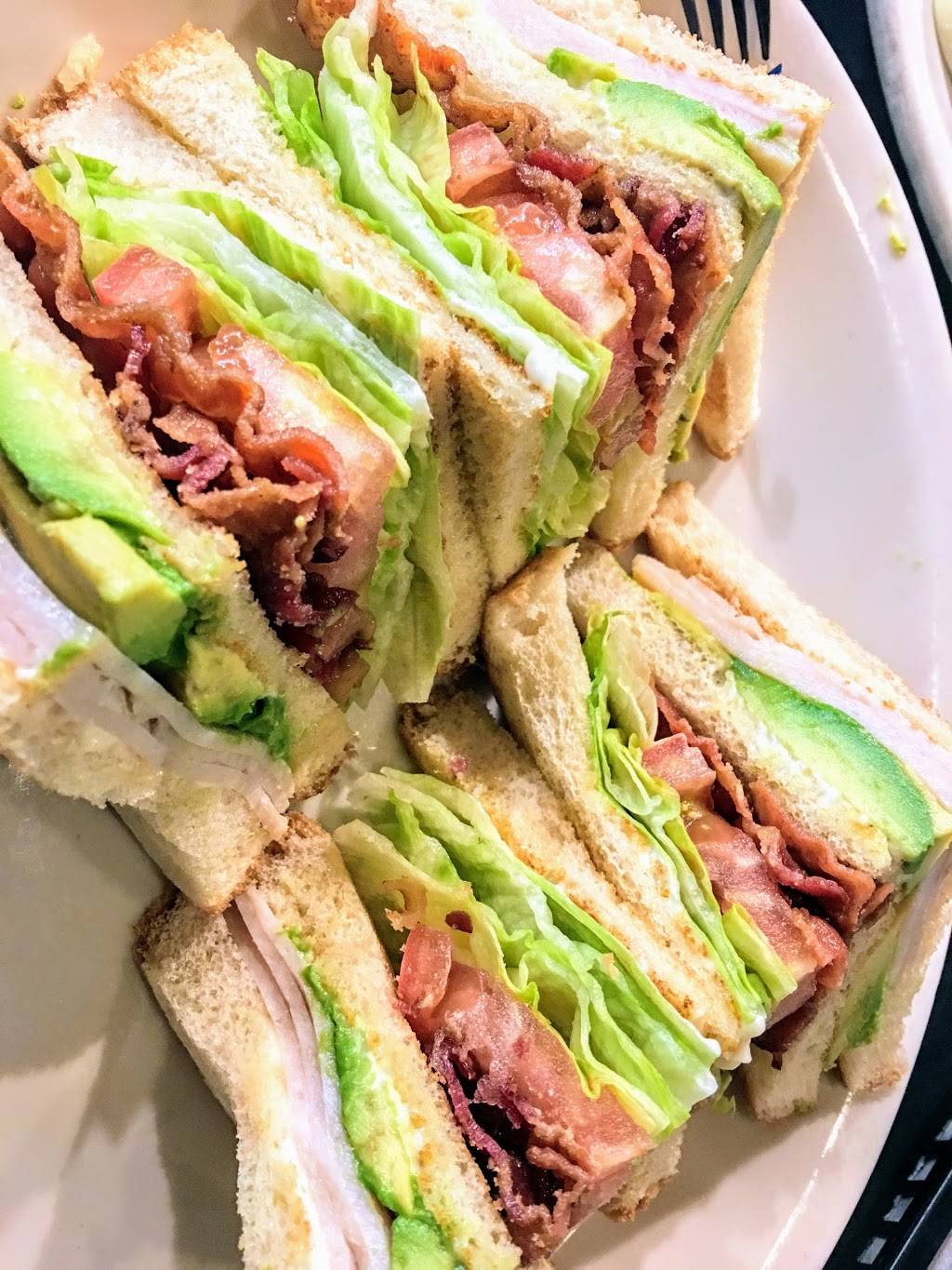 Petes Burgers | restaurant | 4100 Orange Ave, Long Beach, CA 90807, USA | 5624921350 OR +1 562-492-1350