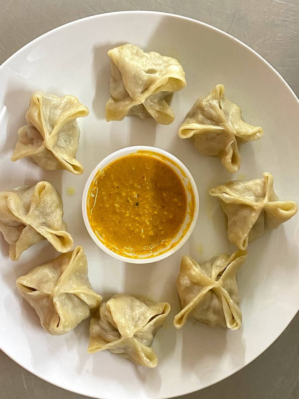 Mavericks Momo Café | restaurant | 621 Woodcrest Ln, Arlington, TX 76010, USA | 6822416228 OR +1 682-241-6228