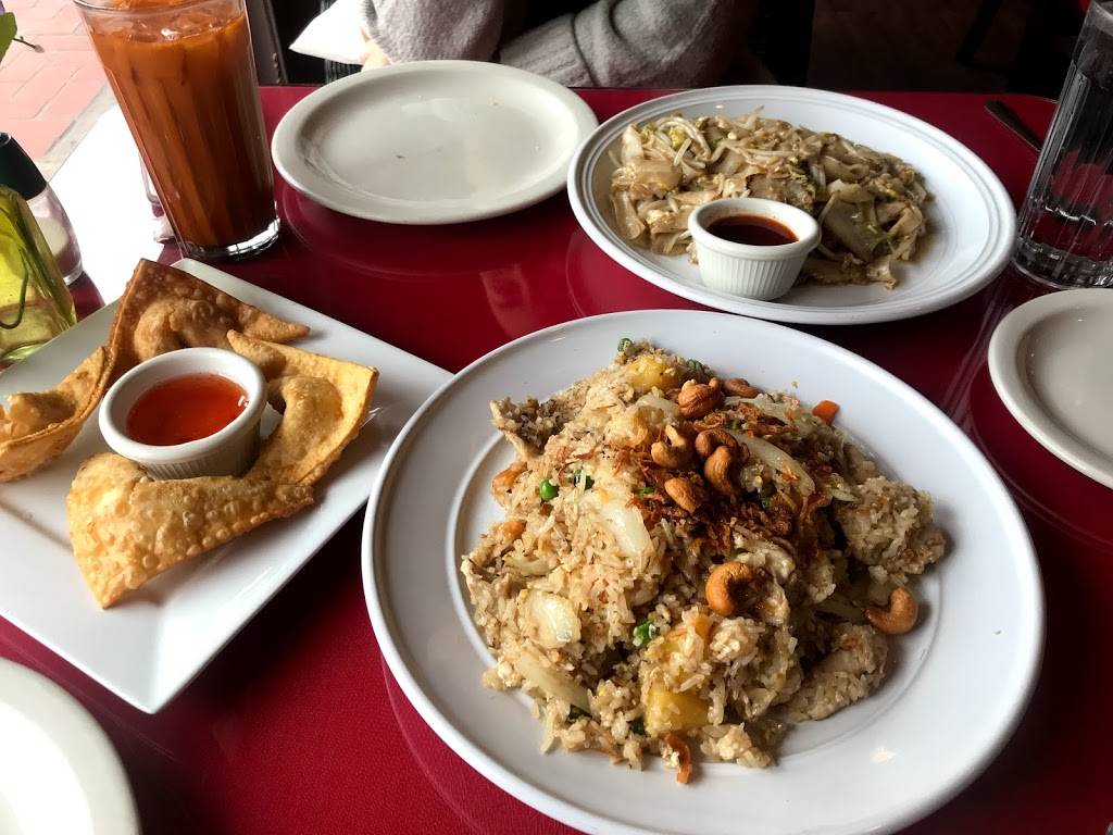 Thai Flavors | restaurant | 340 E Burlington St, Iowa City, IA 52240, USA | 3193398900 OR +1 319-339-8900