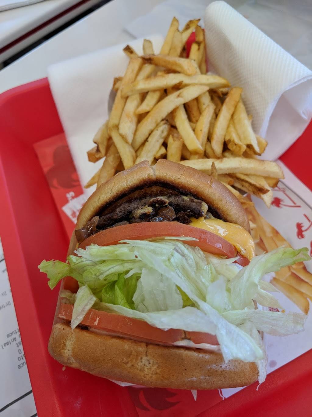 In-N-Out Burger | restaurant | 6501 N MacArthur Blvd, Irving, TX 75039, USA | 8007861000 OR +1 800-786-1000