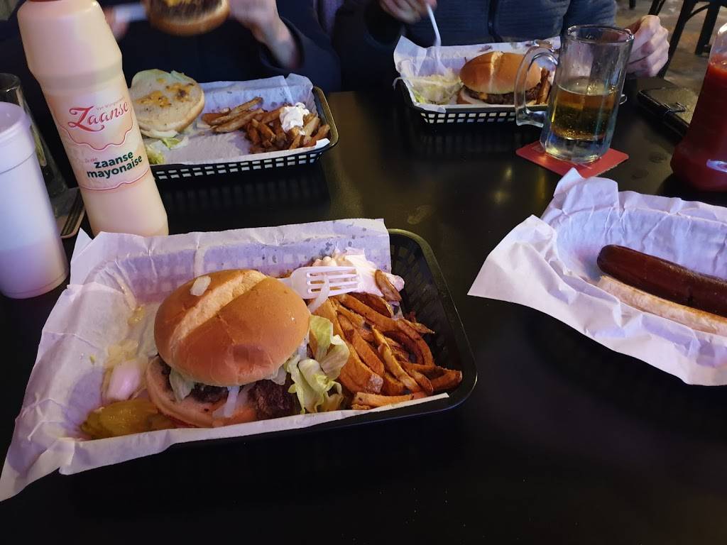 Red Ball Bar & Grill | restaurant | 539 W 5th St, Baxter Springs, KS 66713, USA | 6208562020 OR +1 620-856-2020