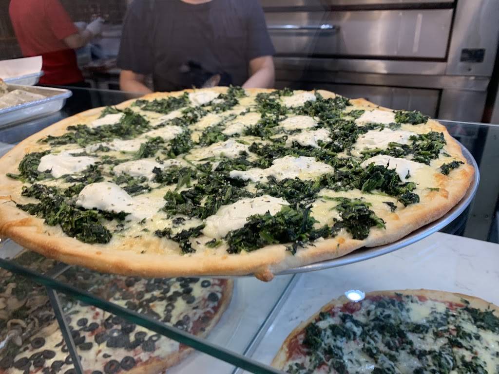 Bravo Kosher Pizza | restaurant | 902 Kings Hwy, Brooklyn, NY 11223, USA | 3477025121 OR +1 347-702-5121