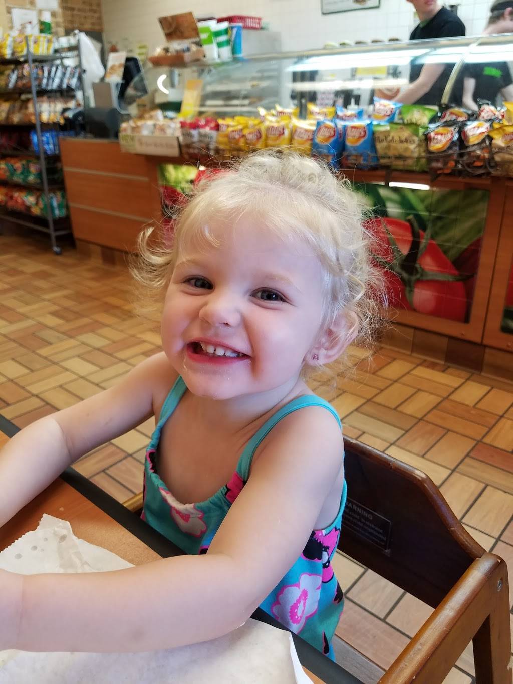 Subway | restaurant | 716 B Freeman Ln, Grass Valley, CA 95949, USA | 5302737789 OR +1 530-273-7789