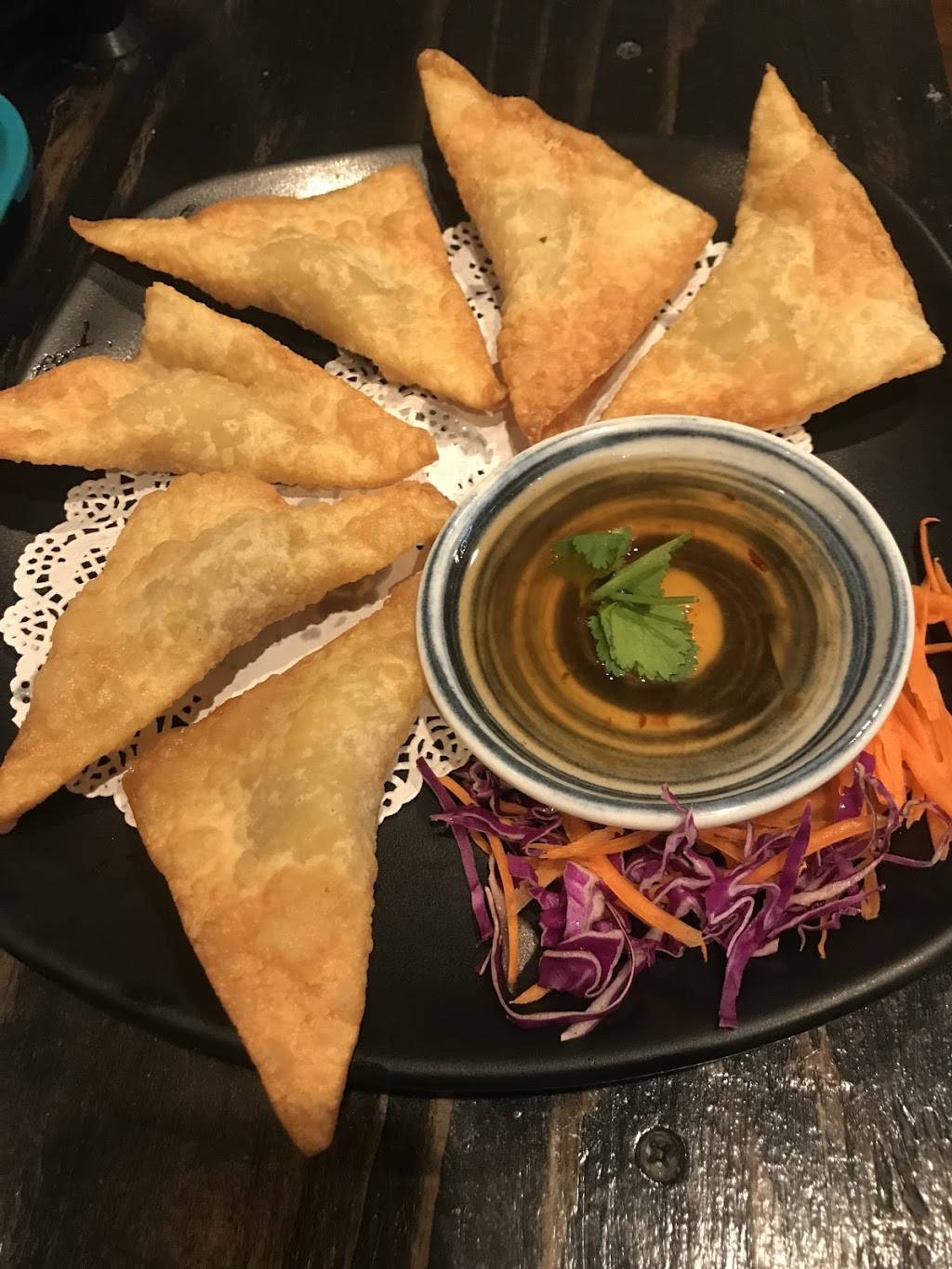 Chanpen Thai Cuisine | restaurant | 15333 Sherman Way Suite B, Van Nuys, CA 91406, USA | 8187811234 OR +1 818-781-1234