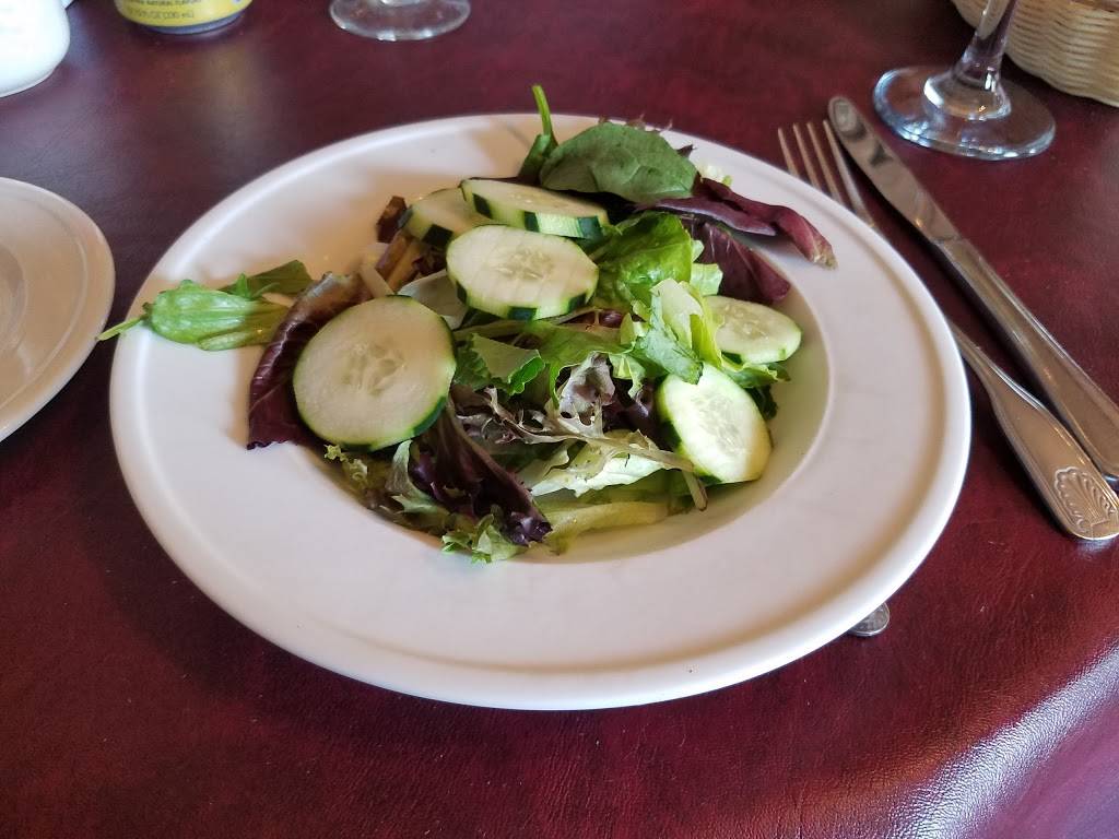 Alpine Haus Restaurant | restaurant | 251 S Seguin Ave, New Braunfels, TX 78130, USA | 8302140205 OR +1 830-214-0205