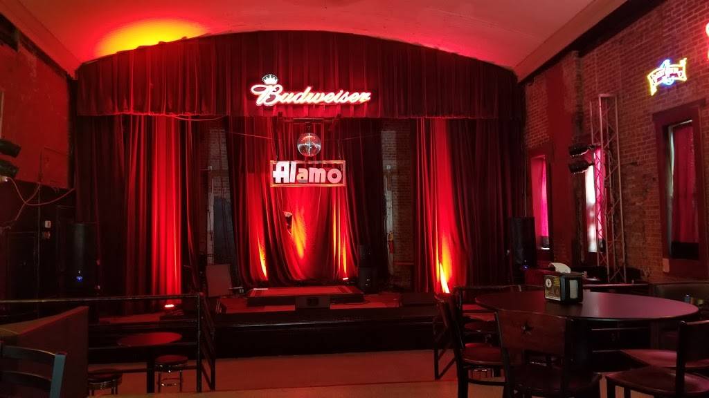 The Alamo | restaurant | 19 W Ct Square, Newnan, GA 30263, USA | 7706832526 OR +1 770-683-2526