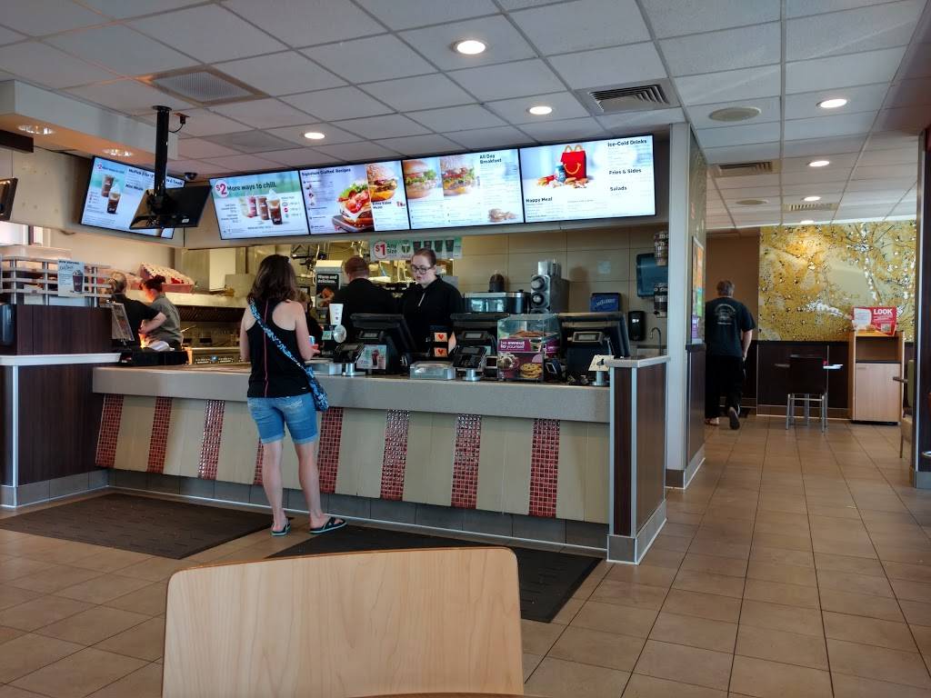 McDonalds | cafe | 58771 S Columbia River Hwy, St Helens, OR 97051, USA | 5033976164 OR +1 503-397-6164