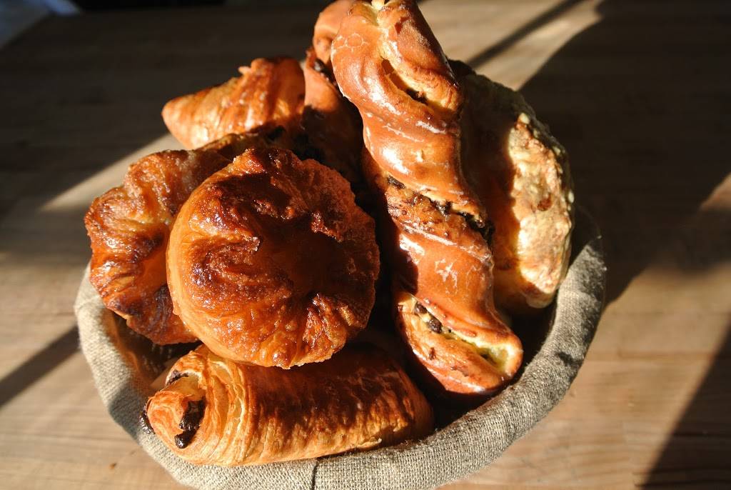 Pascaline Patisserie & Cafe | bakery | 4552 Gravenstein Hwy N, Sebastopol, CA 95472, USA | 7078233122 OR +1 707-823-3122