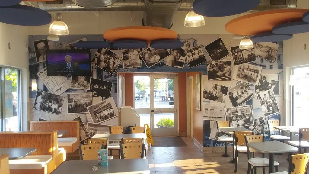 White Castle | restaurant | 7400 Vine St, Cincinnati, OH 45216, USA | 5139481171 OR +1 513-948-1171