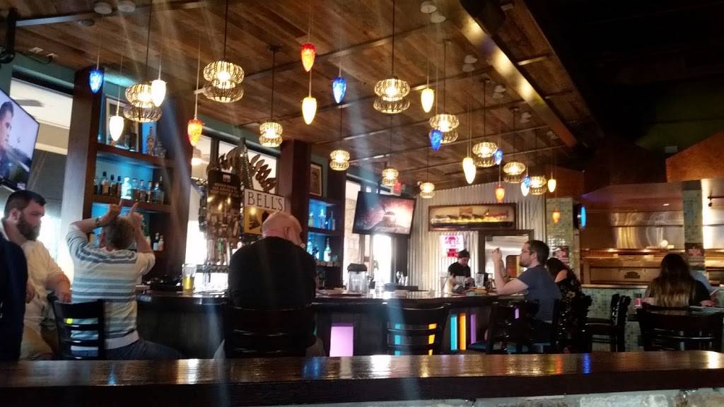 Mellow Mushroom | restaurant | 115 N Loop 1604 E #2100, San Antonio, TX 78232, USA | 2103709219 OR +1 210-370-9219