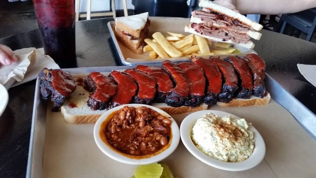 The Bar-B-Que Bar | night club | 10863 W Magnolia Blvd, North Hollywood, CA 91601, USA | 8187540030 OR +1 818-754-0030