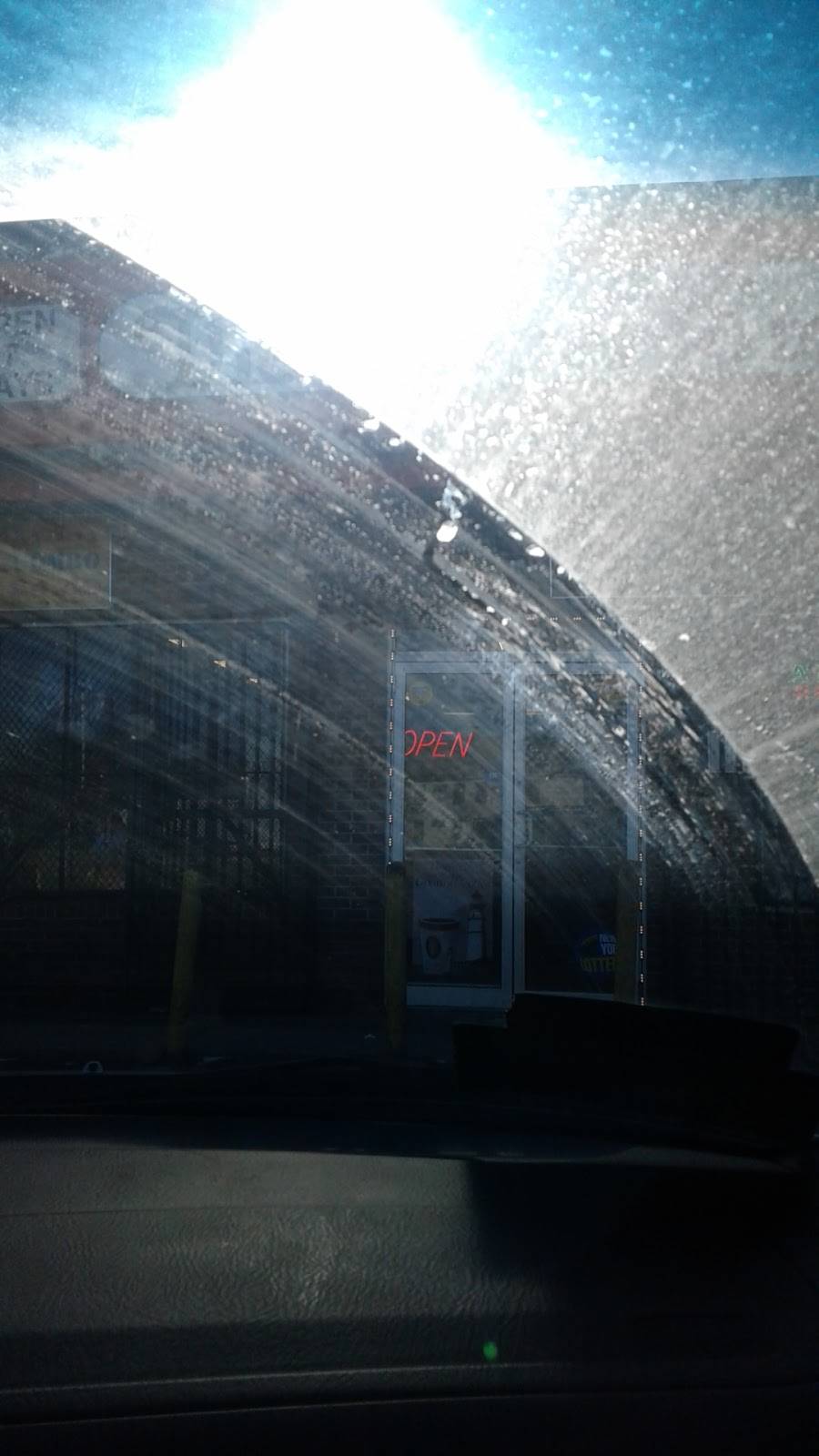 Corner Store | restaurant | 1733 Genesee St, Buffalo, NY 14211, USA | 7168951390 OR +1 716-895-1390