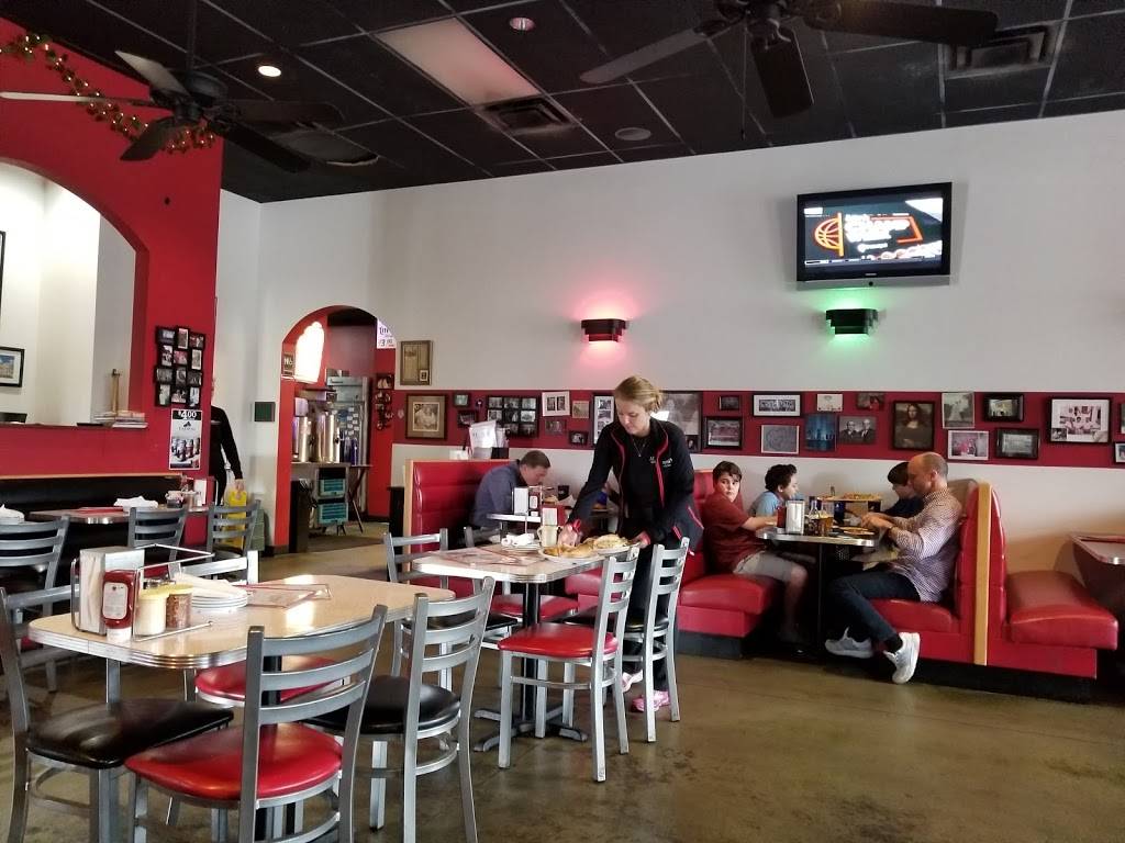 Morettis Pizzeria & Bar | restaurant | 785 E Butler Rd Ste A, Mauldin, SC 29662, USA | 8642861444 OR +1 864-286-1444