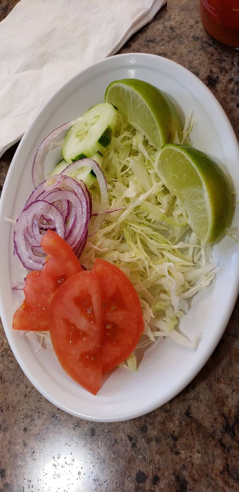 Leos kitchen | restaurant | 7329 West Chester Pike, Upper Darby, PA 19082, USA | 6103523769 OR +1 610-352-3769