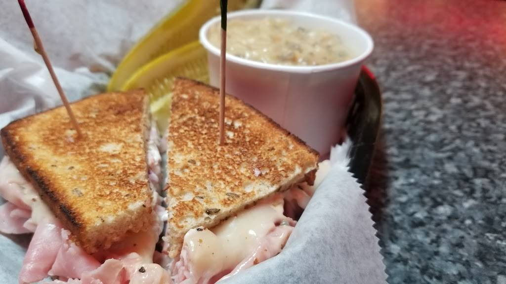 Downtown Deli | restaurant | 53 Fall St, Seneca Falls, NY 13148, USA | 3155689943 OR +1 315-568-9943