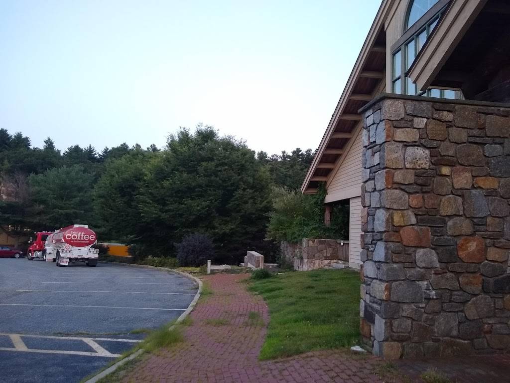 Pilot Travel Center | restaurant | 400 Haynes St, Sturbridge, MA 01566, USA | 5083479104 OR +1 508-347-9104