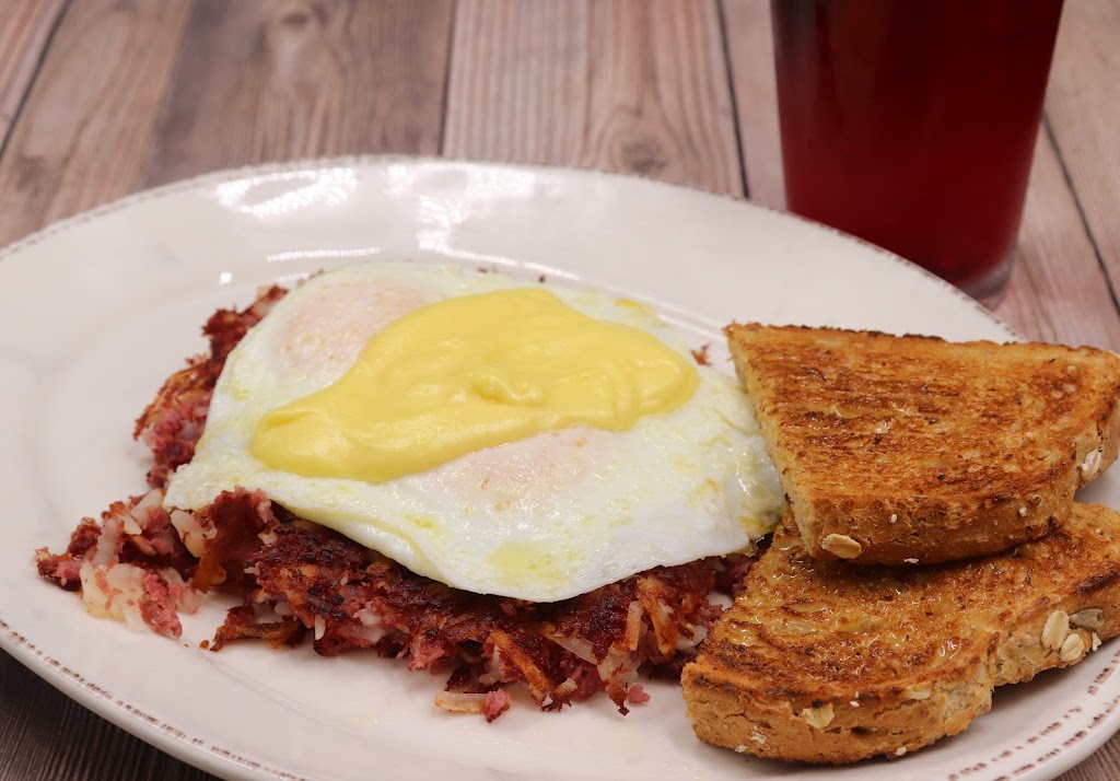 Good Evans Breakfast & Lunch | restaurant | 1040 S 74th Plaza, Omaha, NE 68114, USA | 4029997398 OR +1 402-999-7398