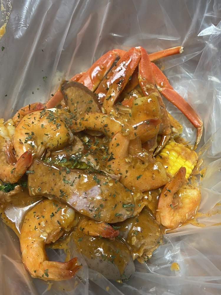 Crab Garden | restaurant | 17207 NW 27th Ave, Miami Gardens, FL 33056, USA | 3054744333 OR +1 305-474-4333