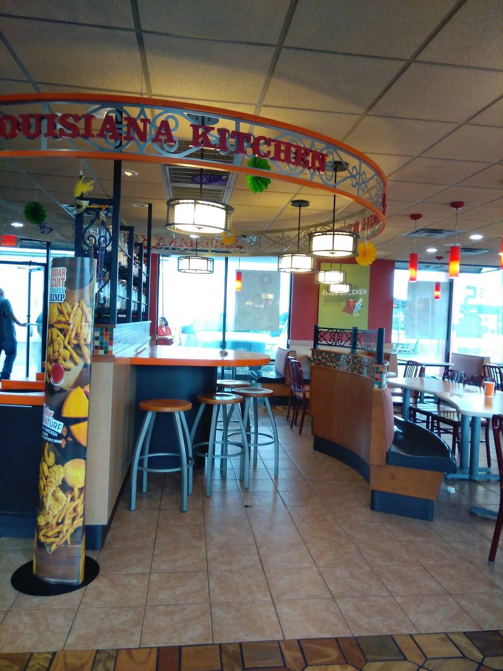 Popeyes Louisiana Kitchen | restaurant | 11240 Veterans Memorial Dr, Houston, TX 77067, USA | 2818470506 OR +1 281-847-0506