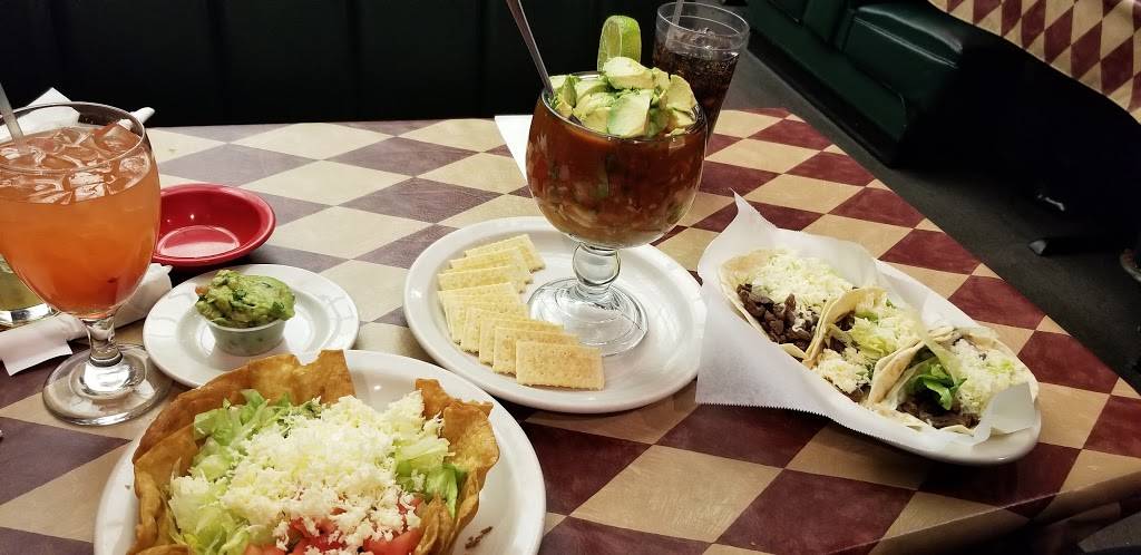 El Toro Bar & Grill | restaurant | 885 Chestnut St, Orangeburg, SC 29115, USA | 8035352220 OR +1 803-535-2220