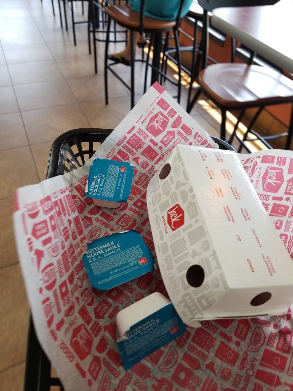 Jack in the Box | restaurant | 39526 N Gavilan Peak Pkwy, Anthem, AZ 85086, USA | 6235513380 OR +1 623-551-3380