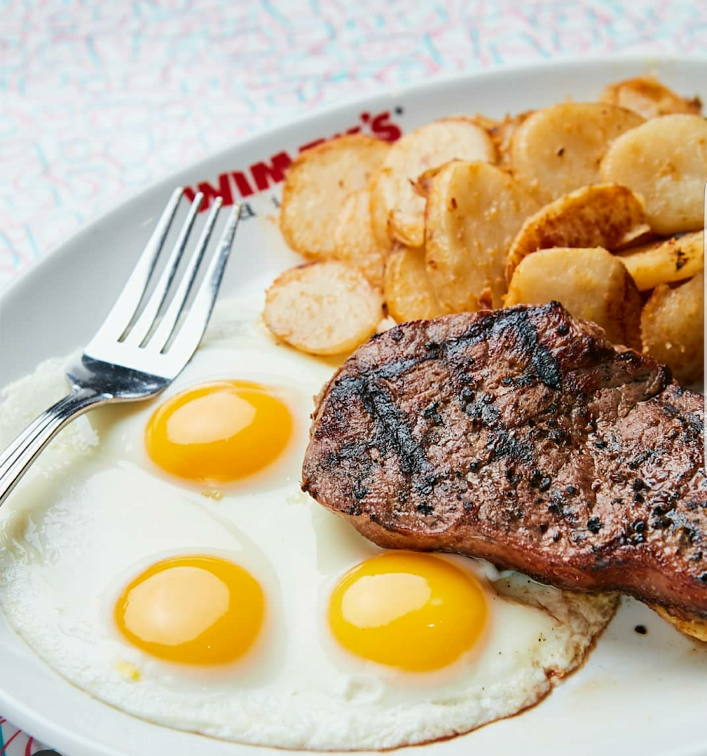 Wimpys Diner | restaurant | 65 Rylander Blvd, Scarborough, ON M1B 5M5, Canada | 4162826857 OR +1 416-282-6857