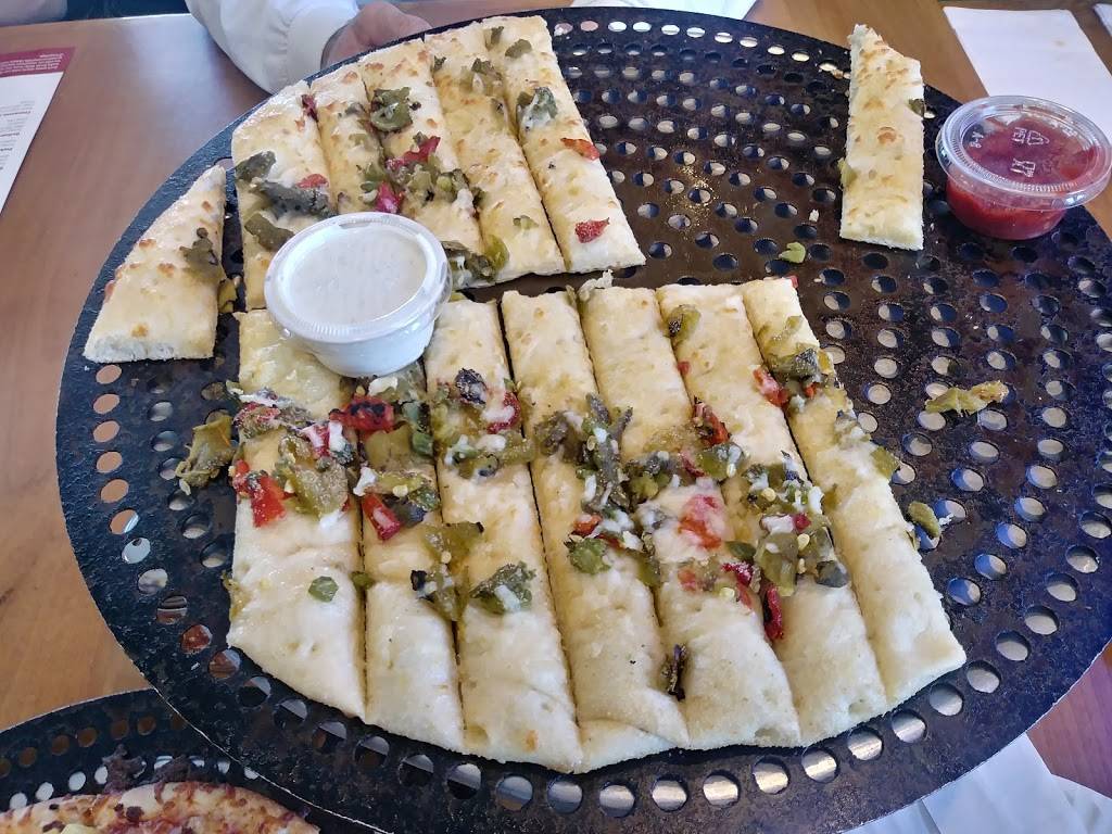 Pizza Barn | restaurant | 11 Plaza Loop, Edgewood, NM 87015, USA | 5052862700 OR +1 505-286-2700