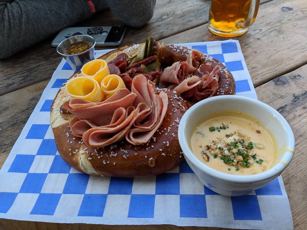 Biergarten | restaurant | 665 S Lamar St #1, Dallas, TX 75202, USA | 2147490101 OR +1 214-749-0101