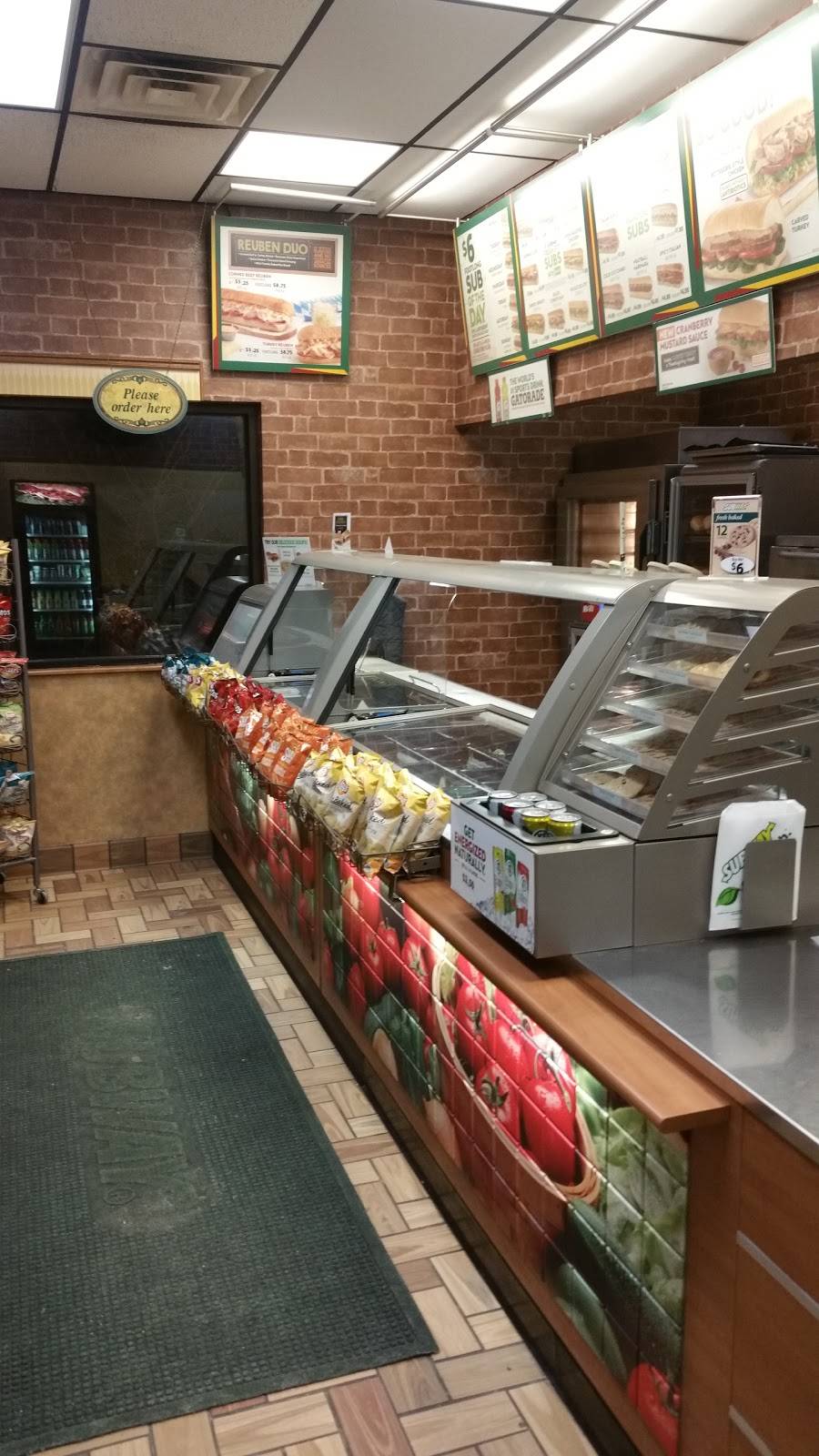 Subway | restaurant | 3340 Lake Lansing Rd, East Lansing, MI 48823, USA | 5173360510 OR +1 517-336-0510