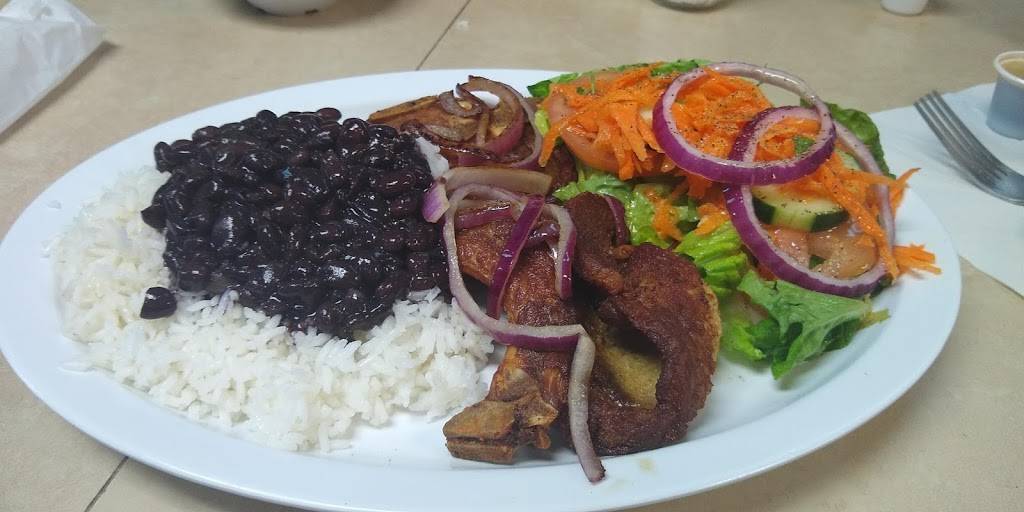 Las Carnitas Latin Food | restaurant | 3221 Davie Blvd, Fort Lauderdale, FL 33312, USA | 9547924933 OR +1 954-792-4933