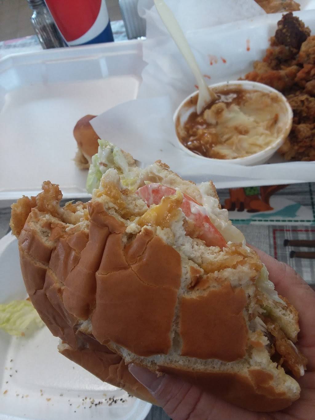 Golden Skillet | restaurant | 3923, 1228 W Washington St, Petersburg, VA 23803, USA | 8047324425 OR +1 804-732-4425