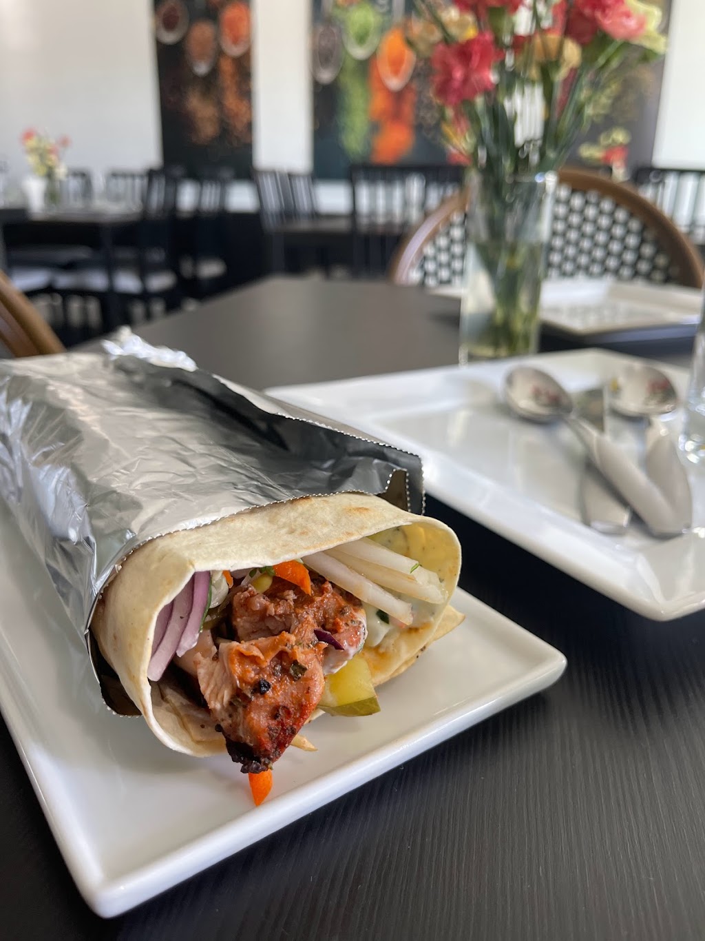 Herands Kitchen | restaurant | 946 N Brand Blvd, Glendale, CA 91202, USA | 8183965617 OR +1 818-396-5617