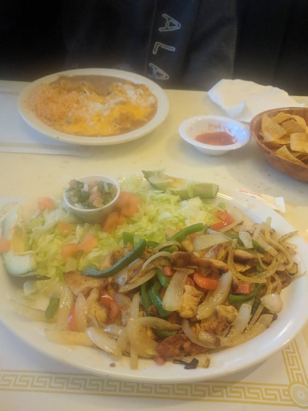 La Puente | restaurant | 9155 S Redwood Rd, West Jordan, UT 84088, USA | 8018789067 OR +1 801-878-9067